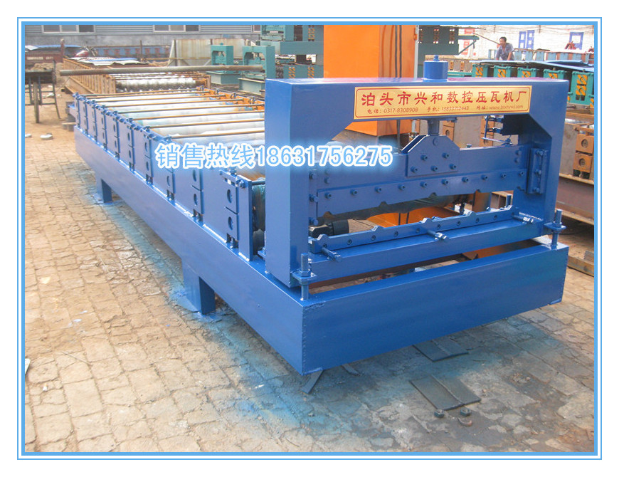 全自動(dòng)雙層壓瓦機(jī)圖片/全自動(dòng)雙層壓瓦機(jī)樣板圖 (2)