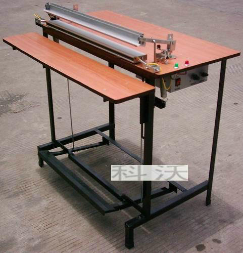 腳踏封口機(jī),膠袋封口機(jī)圖片