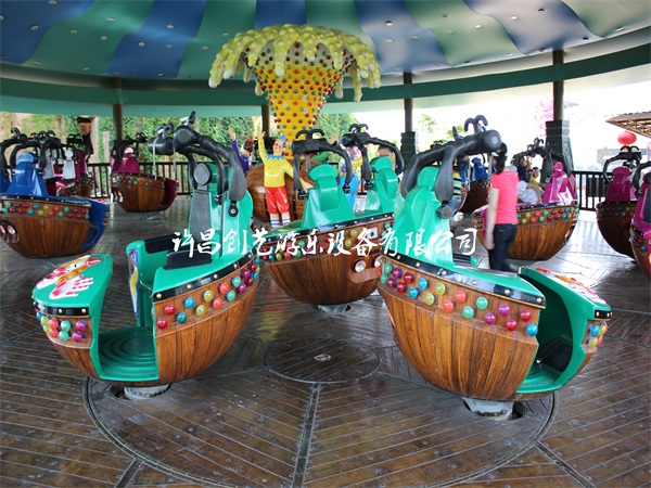 魔幻陀螺游樂設(shè)備圖片/魔幻陀螺游樂設(shè)備樣板圖 (2)