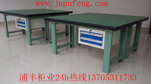 河南鄭州工具車生產(chǎn)廠家浦豐柜業(yè)圖片