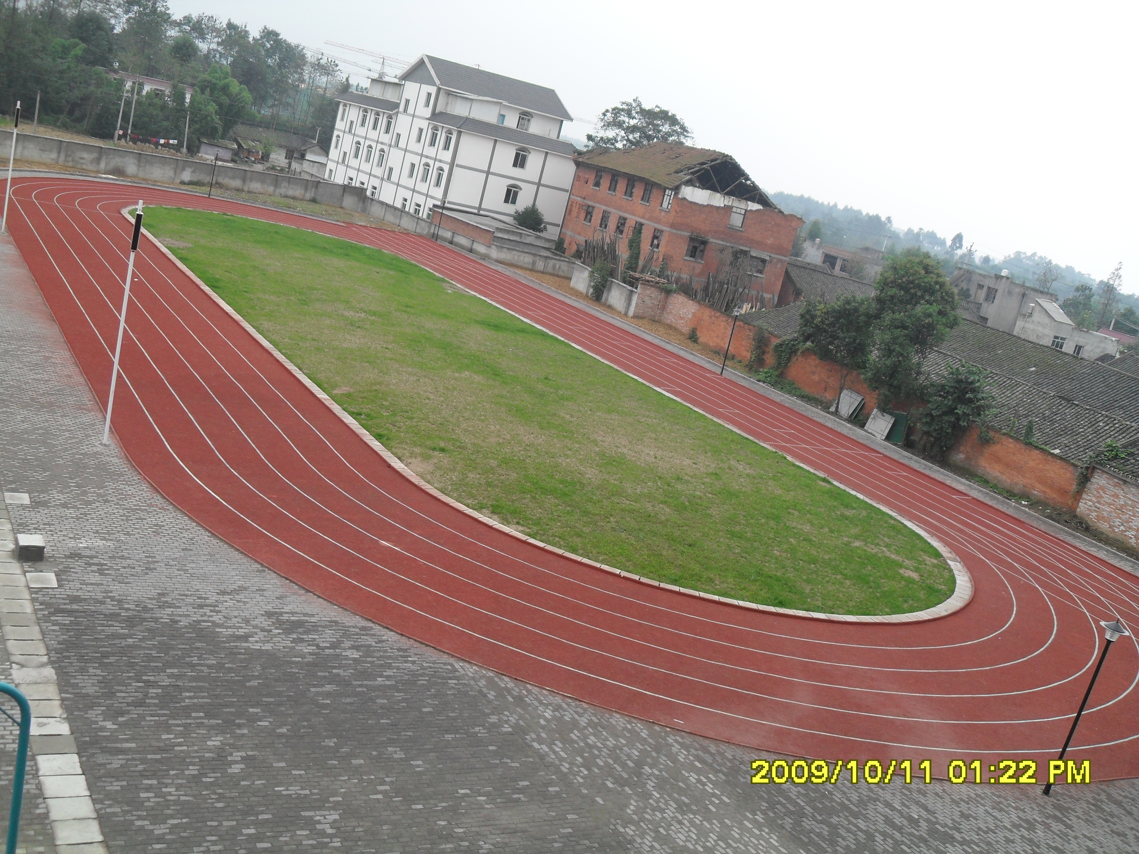 供应遂宁塑胶跑道施工建设，遂宁塑胶跑道价格，遂宁塑胶跑道公司图片