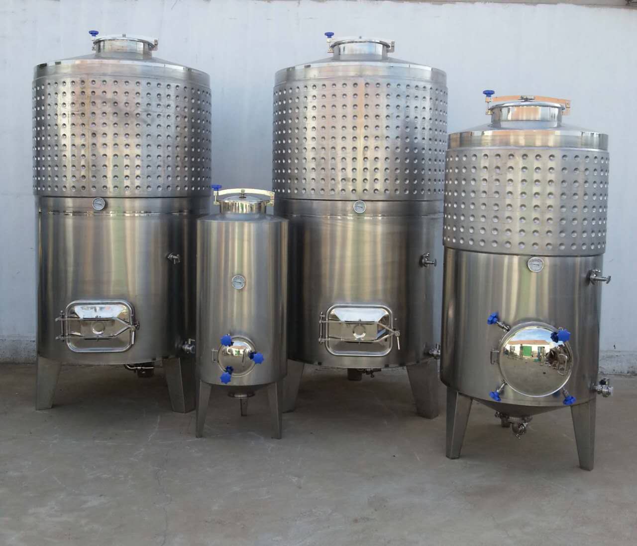 釀葡萄酒圖片/釀葡萄酒樣板圖 (3)