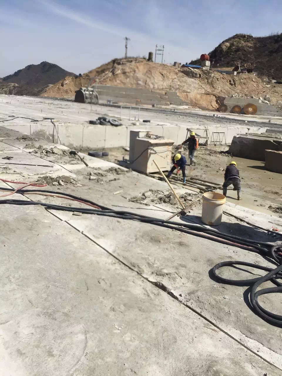 保定花崗巖路沿石，各種規(guī)格石材圖片