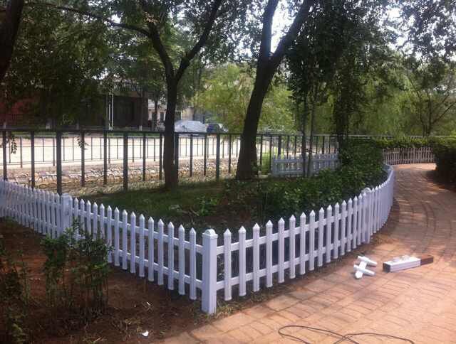 草坪護欄圖片/草坪護欄樣板圖 (2)