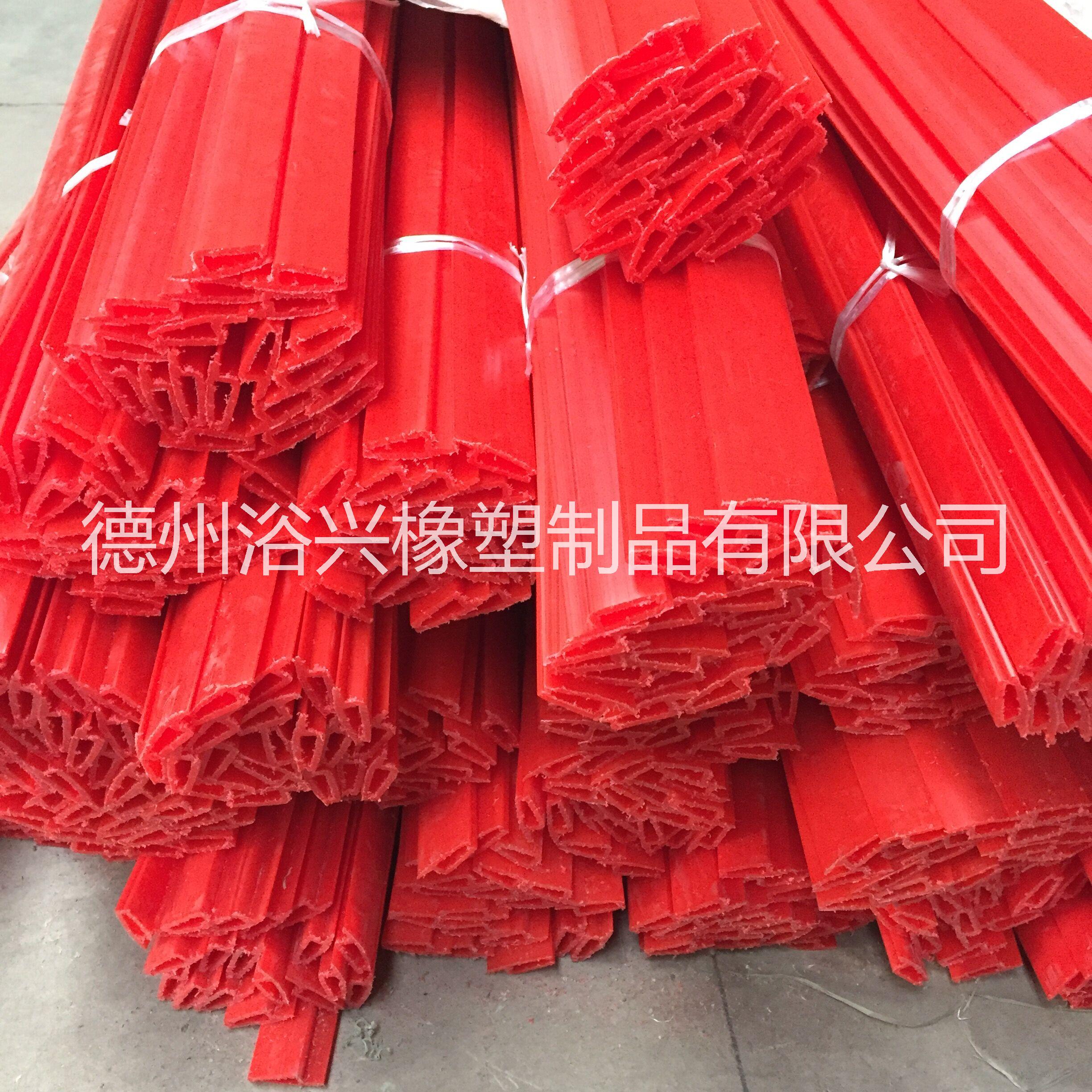 供應(yīng)天津高分子聚乙烯耐磨條|耐磨條材質(zhì)|高分子耐磨條加工|耐磨條廠(chǎng)家