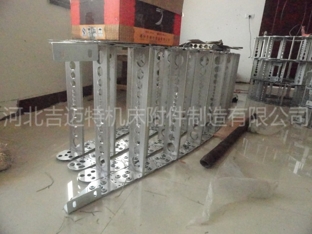 鋼鋁拖鏈TL鋼制拖鏈優(yōu)質(zhì)鋼鋁拖鏈 橋式鋼鋁拖鏈半封閉拖鏈 穿線管