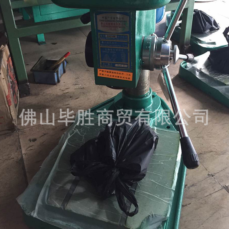 翠山臺式鉆床Z4116B 五金機(jī)械鉆孔加工重型工業(yè)鉆床