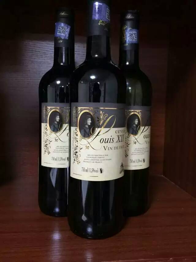 法國進口葡萄酒圖片