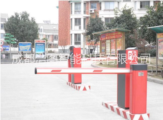 停車場系統(tǒng)/道閘機/攝像頭識別圖片/停車場系統(tǒng)/道閘機/攝像頭識別樣板圖 (3)