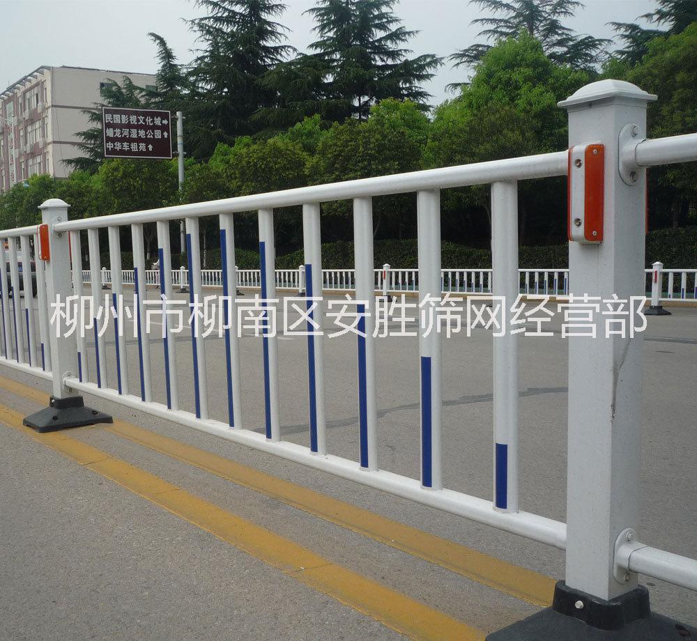 市政護(hù)欄 公路護(hù)欄 道路隔離欄圖片/市政護(hù)欄 公路護(hù)欄 道路隔離欄樣板圖 (3)