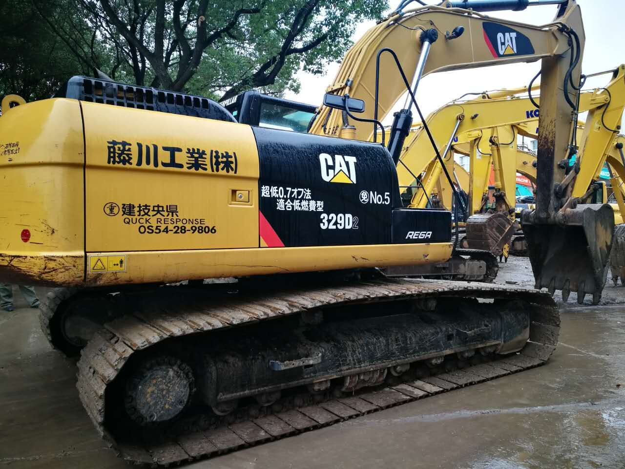 精品卡特329D2二手挖掘機圖片