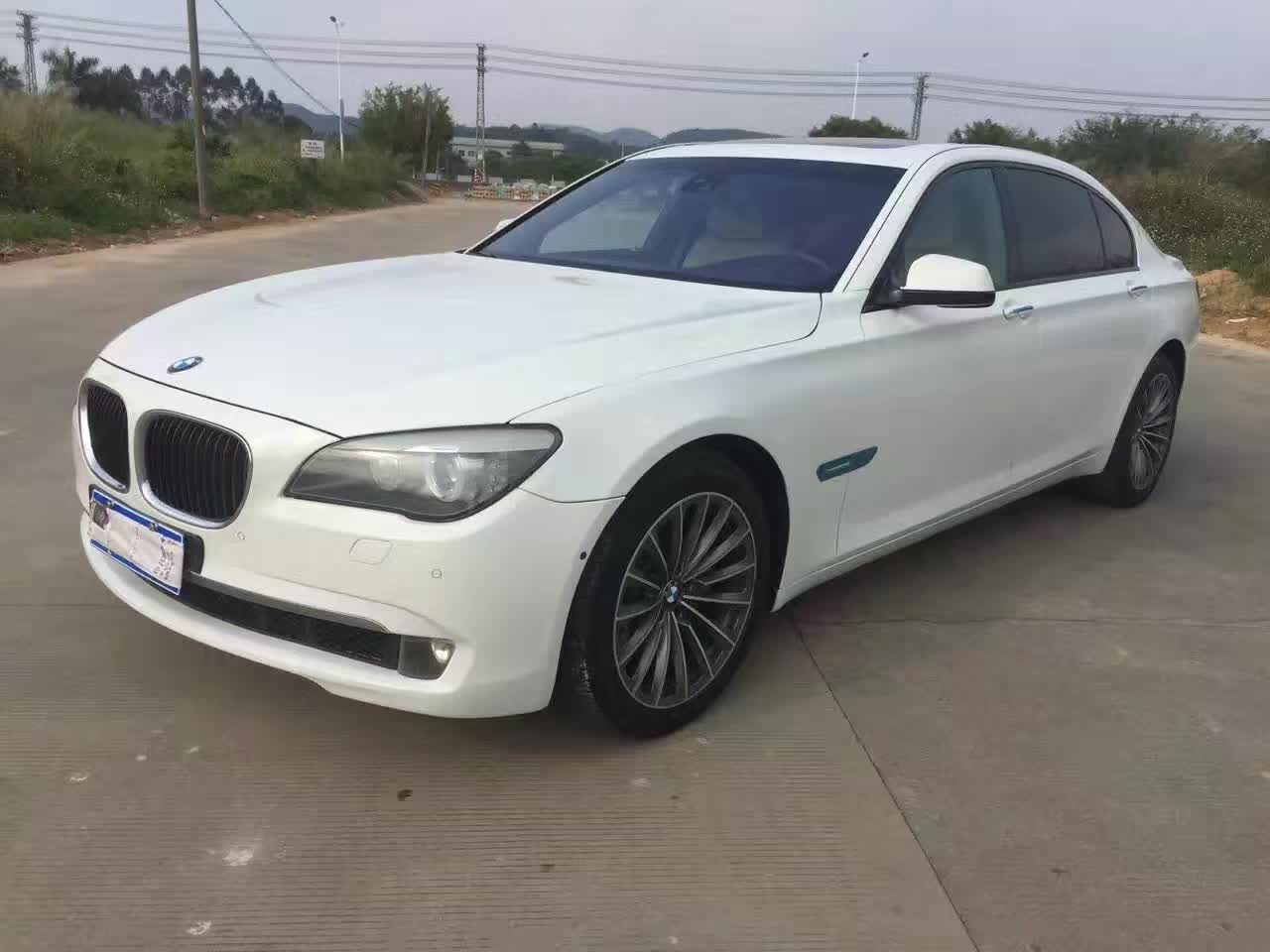 2012宝马 740Li 白色图片