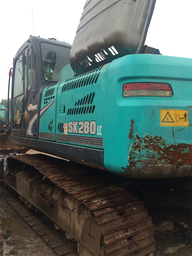 挖掘機神鋼 260圖片