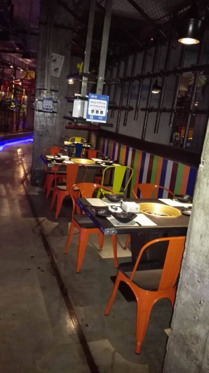 陜西鑫富源酒吧桌,椅子批發(fā)圖片