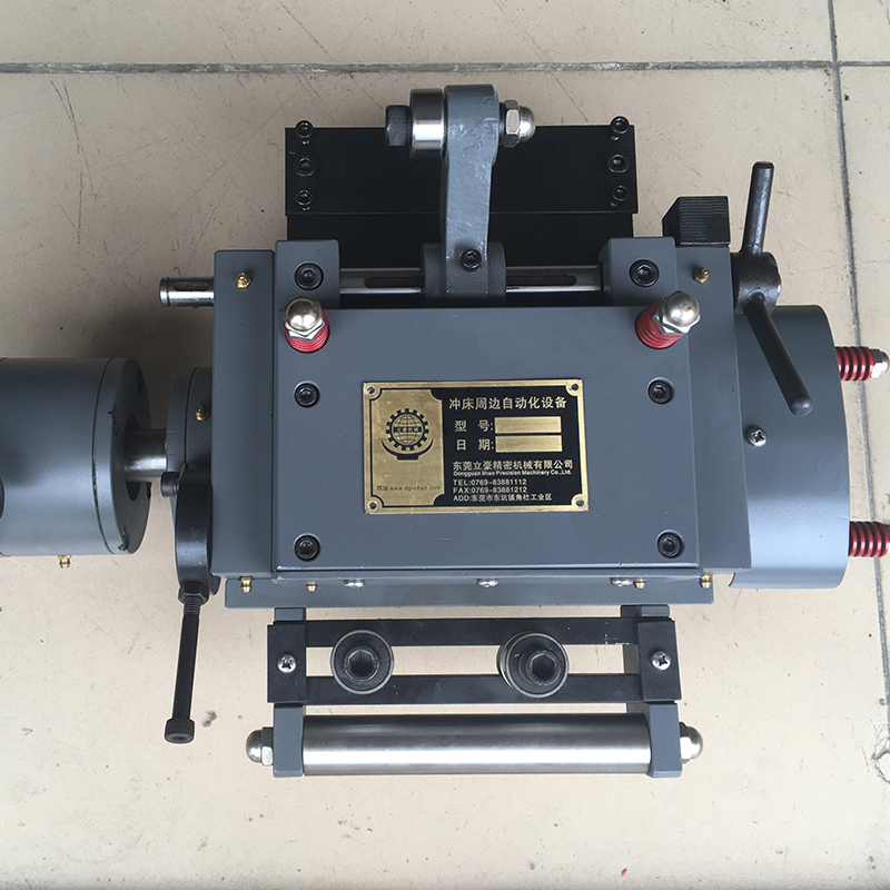 立豪廠家直銷沖床高速滾輪送料機圖片/立豪廠家直銷沖床高速滾輪送料機樣板圖 (4)