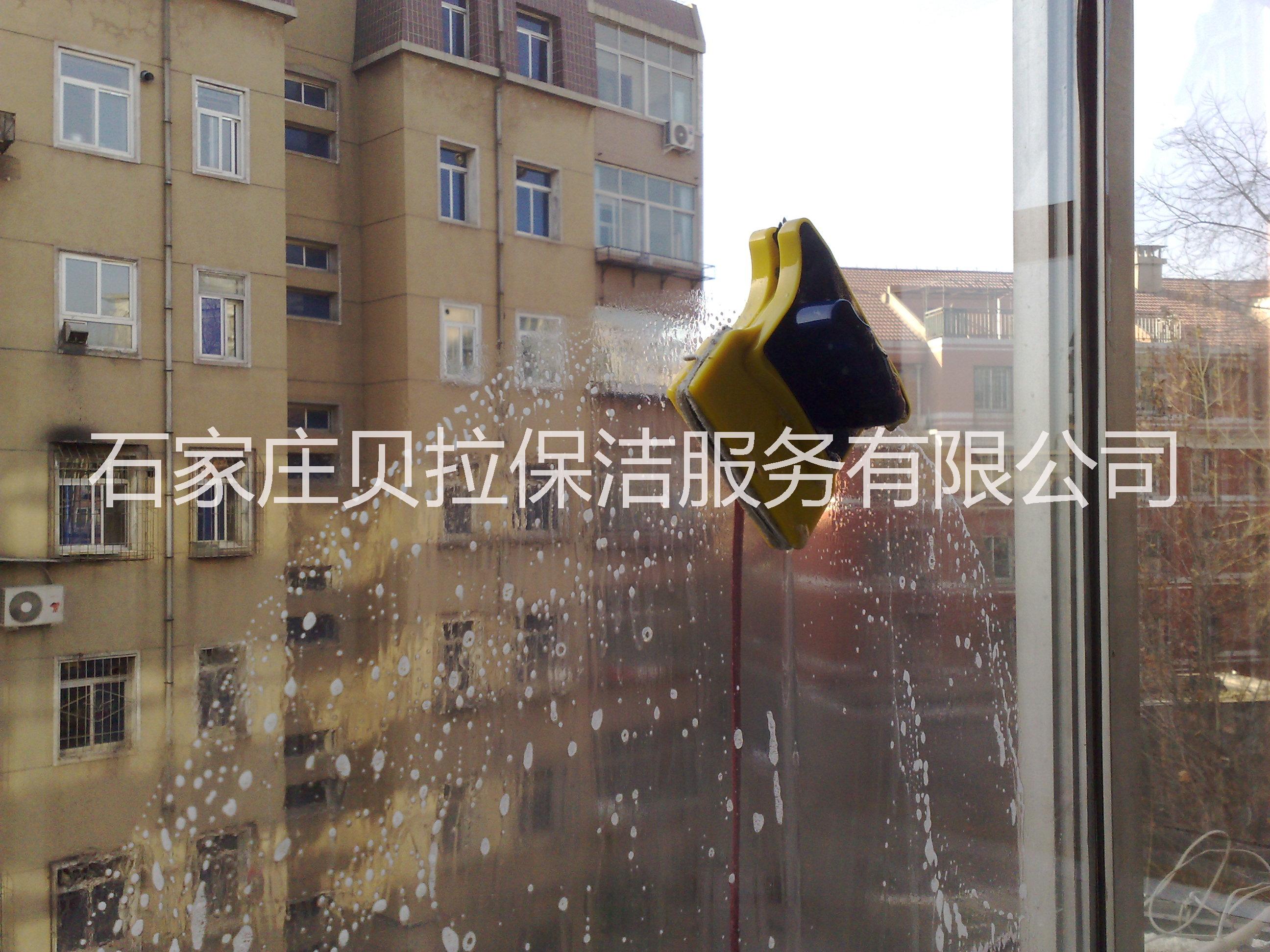 石家莊專業(yè)保潔公司就找石家莊貝拉清潔服務(wù)家庭保潔單位保潔