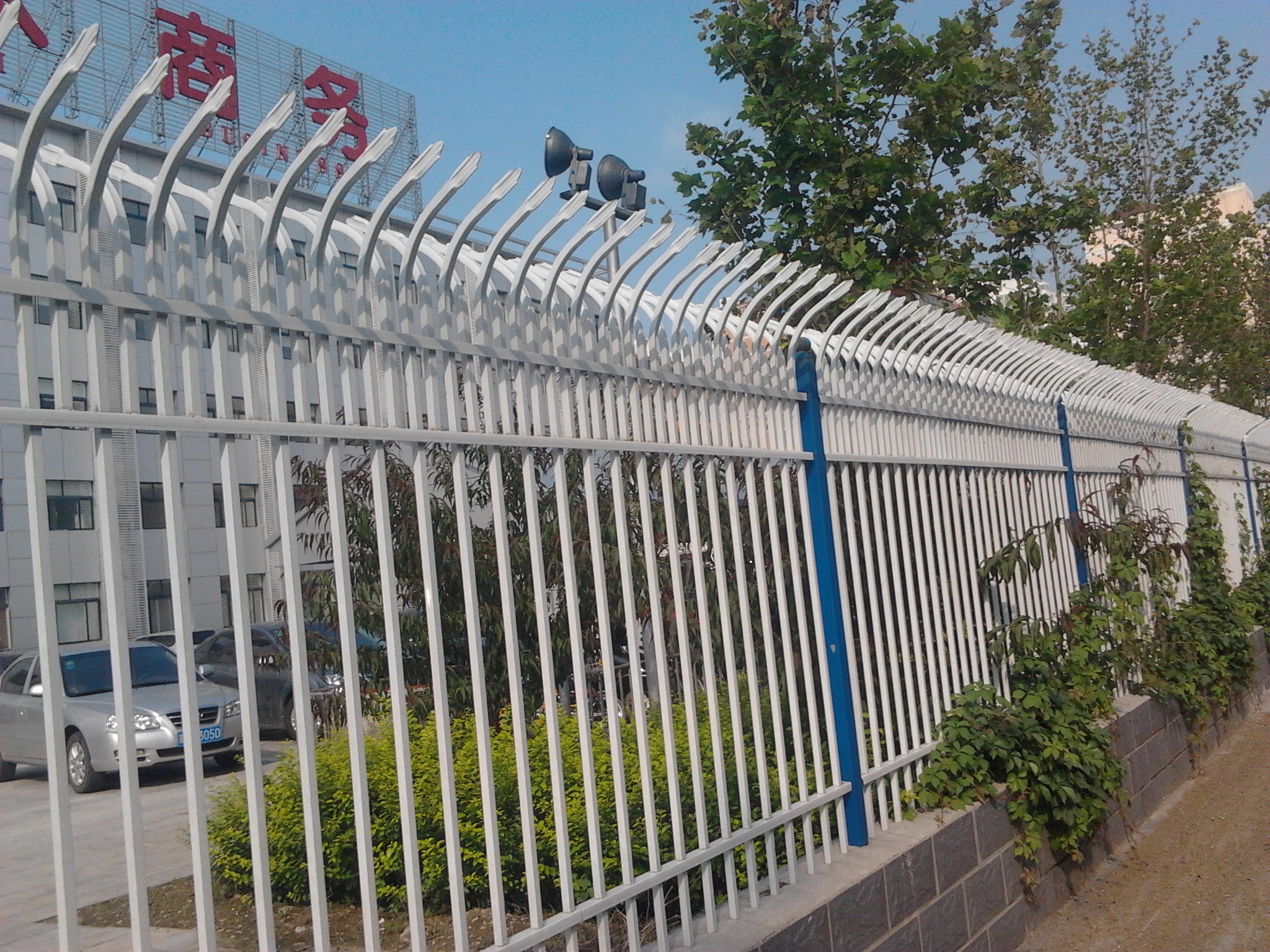 花壇護欄網(wǎng)圖片/花壇護欄網(wǎng)樣板圖 (3)