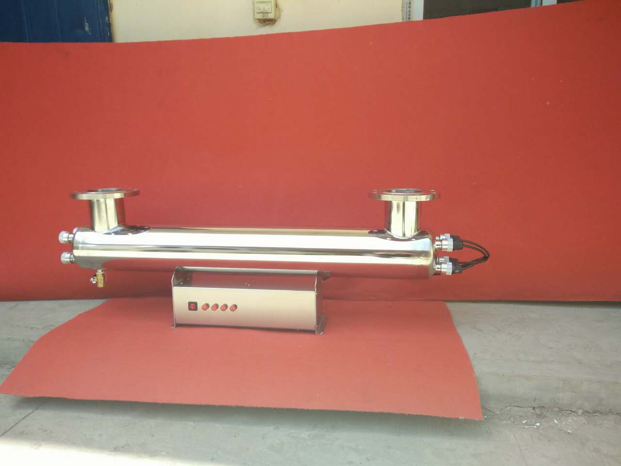 紫外線消毒設(shè)備圖片/紫外線消毒設(shè)備樣板圖 (1)