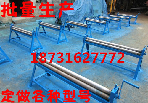 手動(dòng)白鐵皮卷板機(jī)圖片
