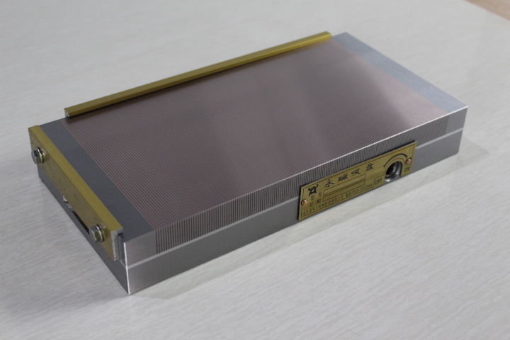 細(xì)目永磁吸盤圖片