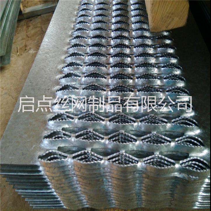 鱷魚嘴防滑板圖片/鱷魚嘴防滑板樣板圖 (2)