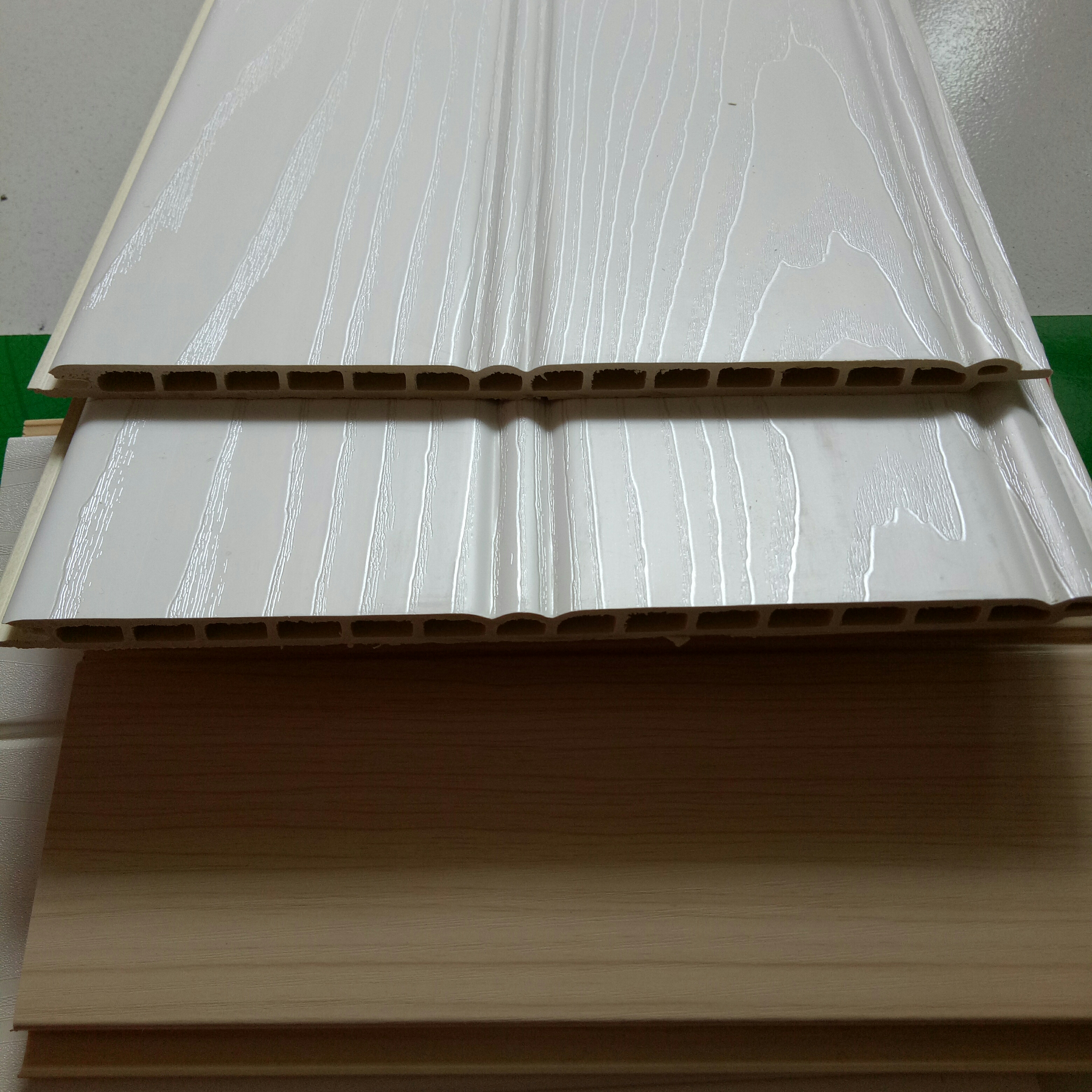 竹木纖維集成墻板安裝方法 及優(yōu)點