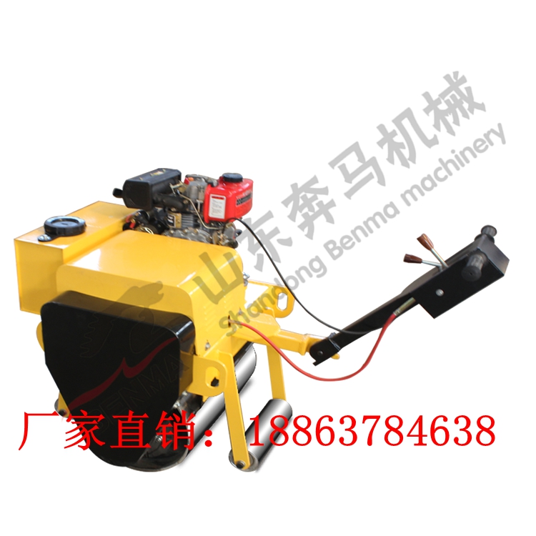 大廠家單鋼輪壓路機(jī) 手推式單輥小壓路機(jī)操作方面 *