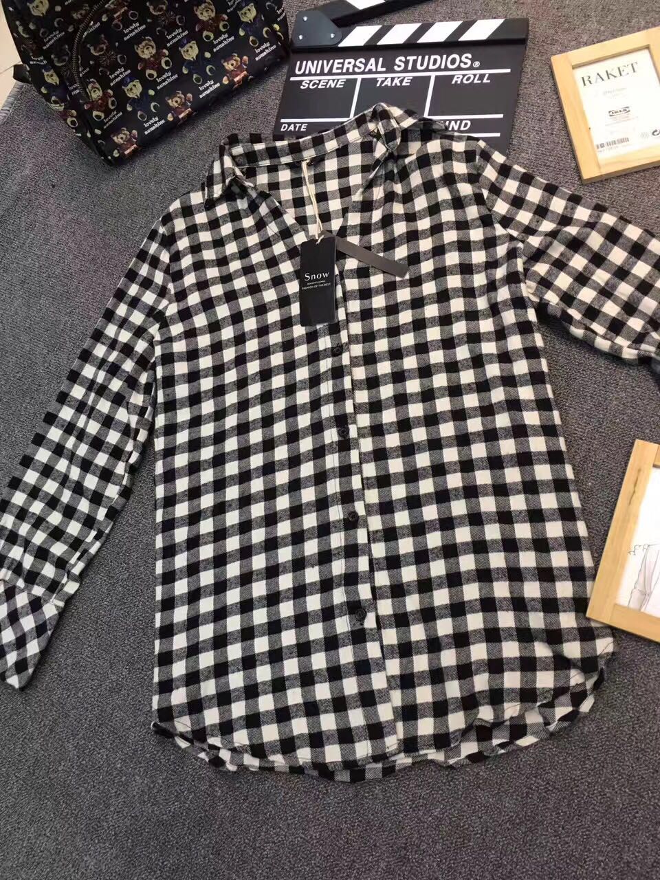 純棉優(yōu)質(zhì)面料女裝T恤批發(fā)