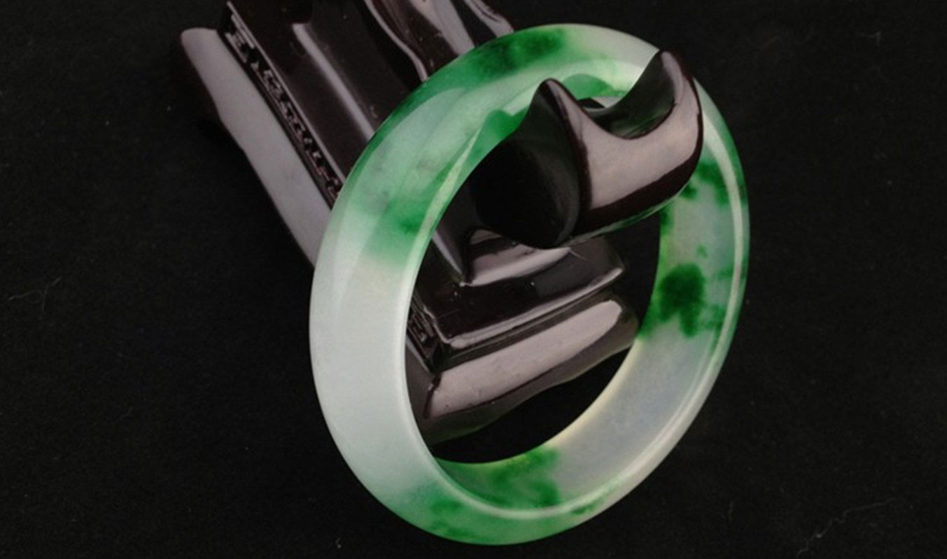 眾杰緣珠寶39元商場特賣貨源批發(fā)圖片