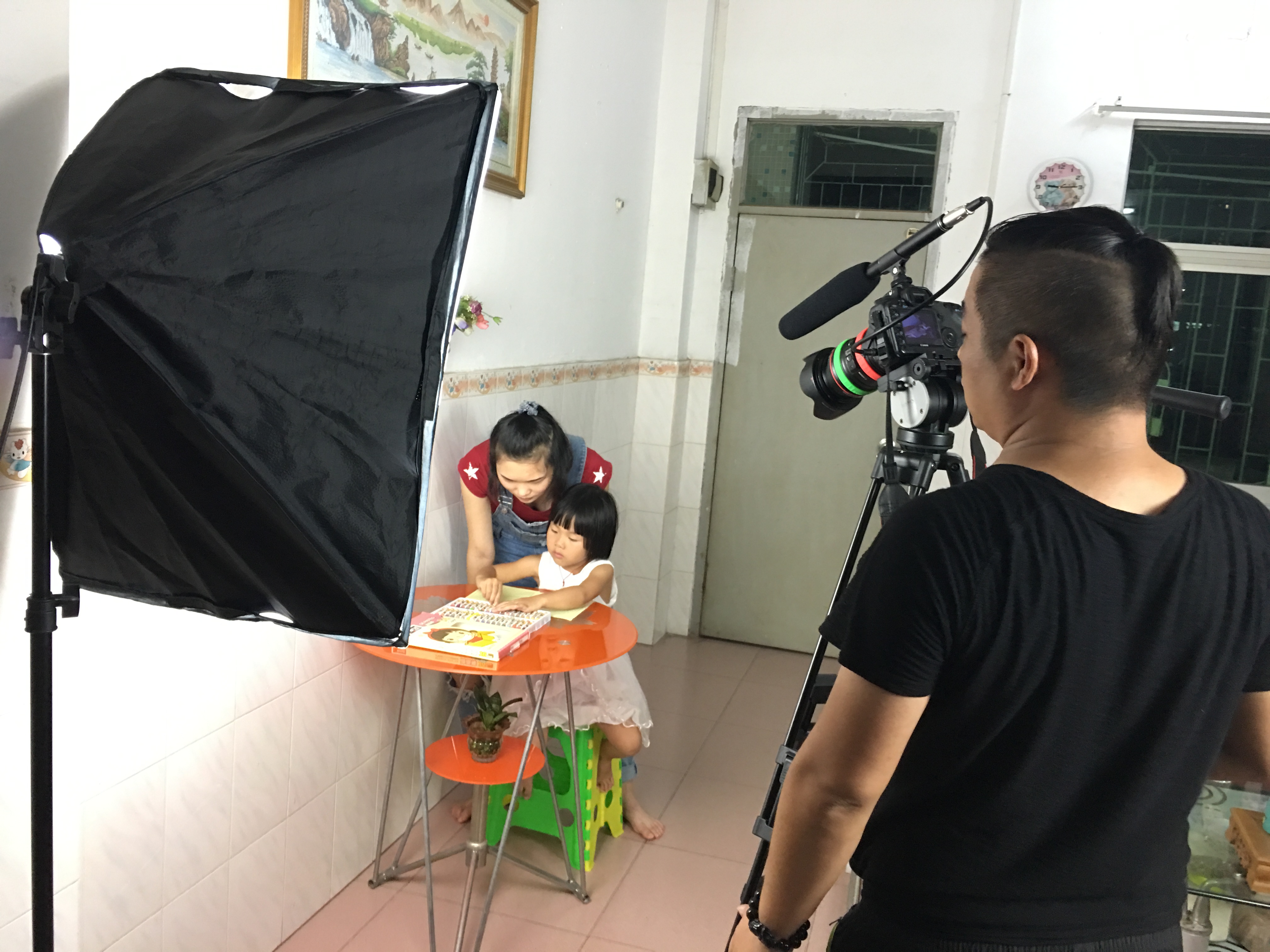 西紅士來到藝天下欄目談夢想圖片