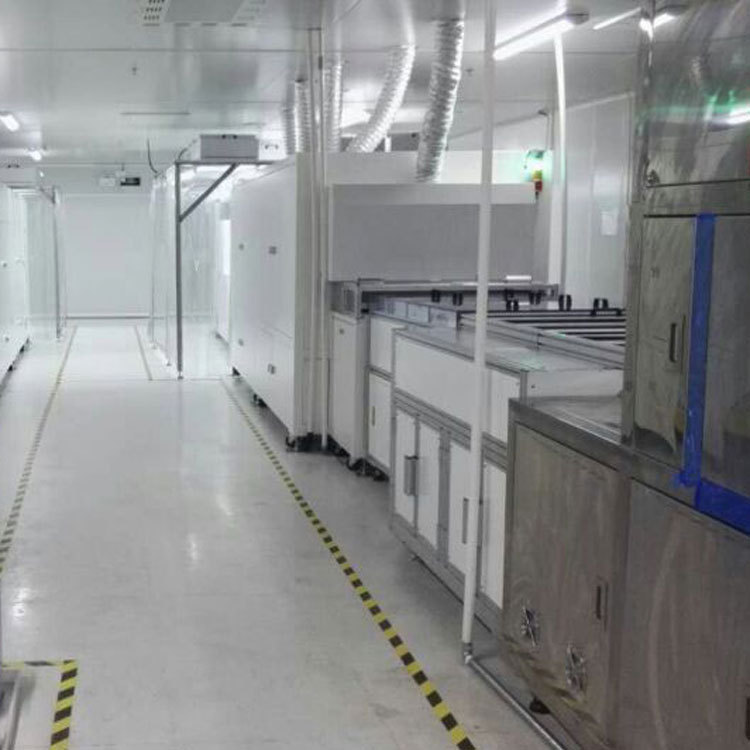 國產(chǎn)指紋識別芯片噴涂線噴油拉圖片