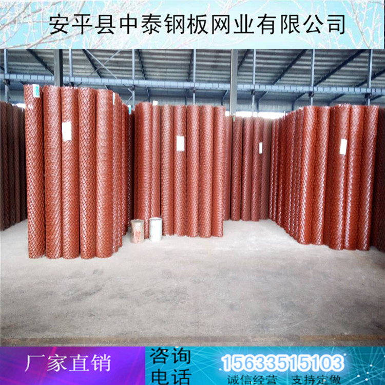 圈地防護(hù)圍欄網(wǎng)圖片