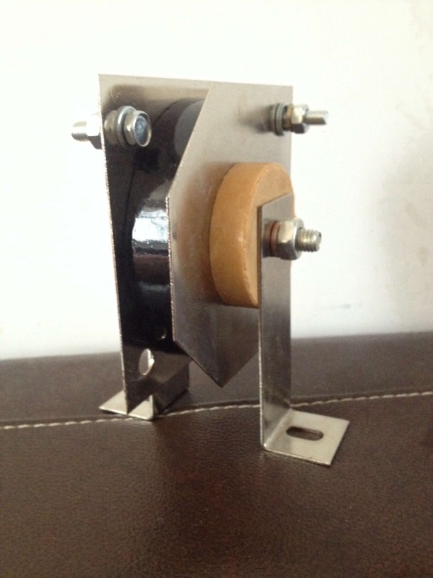 供應(yīng)MYN2-470V/20KJ高能壓敏電阻