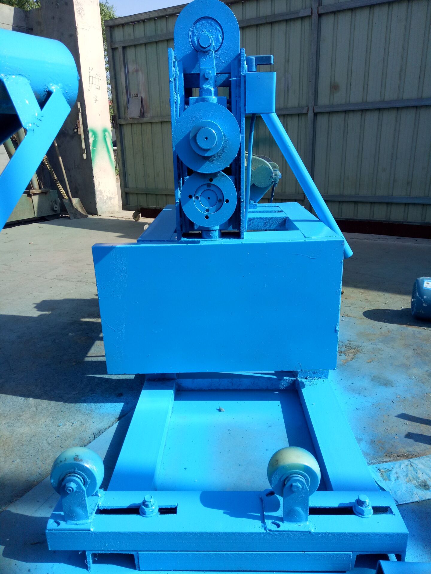 油桶設(shè)備圖片/油桶設(shè)備樣板圖 (3)