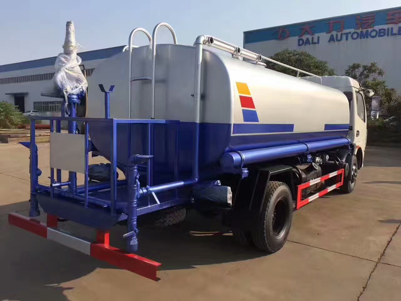 12噸灑水車圖片/12噸灑水車樣板圖 (2)
