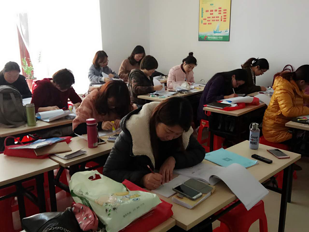 會(huì)計(jì)初級(jí)職稱培訓(xùn)圖片/會(huì)計(jì)初級(jí)職稱培訓(xùn)樣板圖 (2)