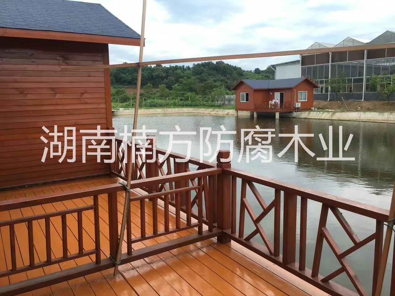 廠家直銷木護(hù)欄，木護(hù)欄價格，優(yōu)質(zhì)木護(hù)欄批發(fā)，湖南防腐木護(hù)欄 木護(hù)欄