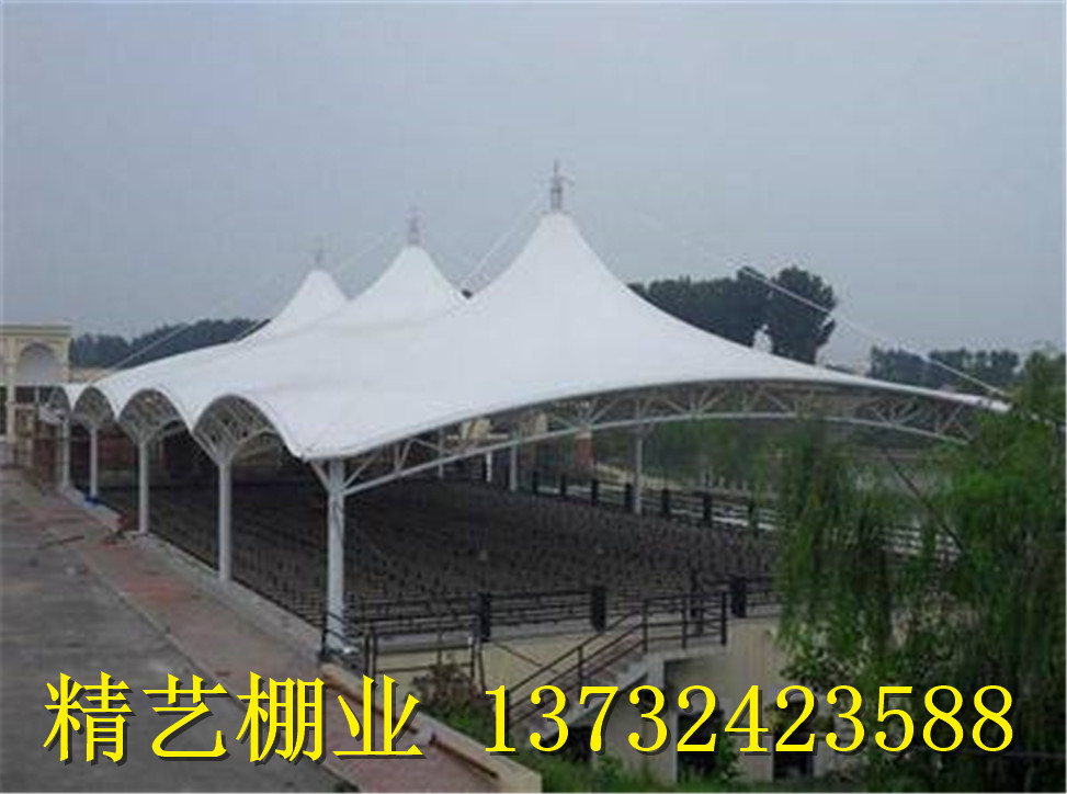 廣場(chǎng)膜結(jié)構(gòu)景觀圖片/廣場(chǎng)膜結(jié)構(gòu)景觀樣板圖 (3)
