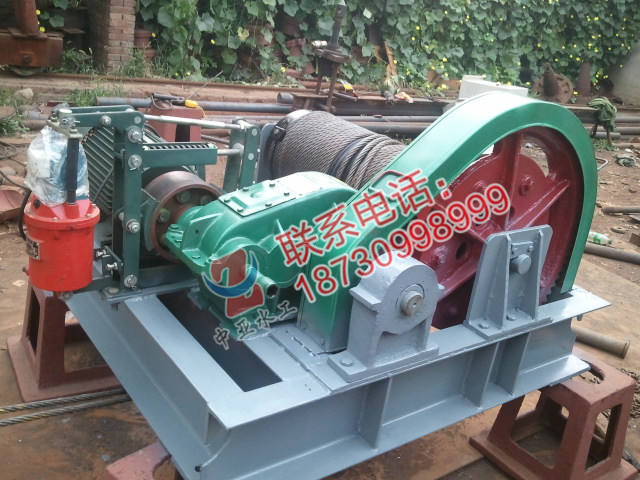 卷?yè)P(yáng)式啟閉機(jī)圖片/卷?yè)P(yáng)式啟閉機(jī)樣板圖 (3)