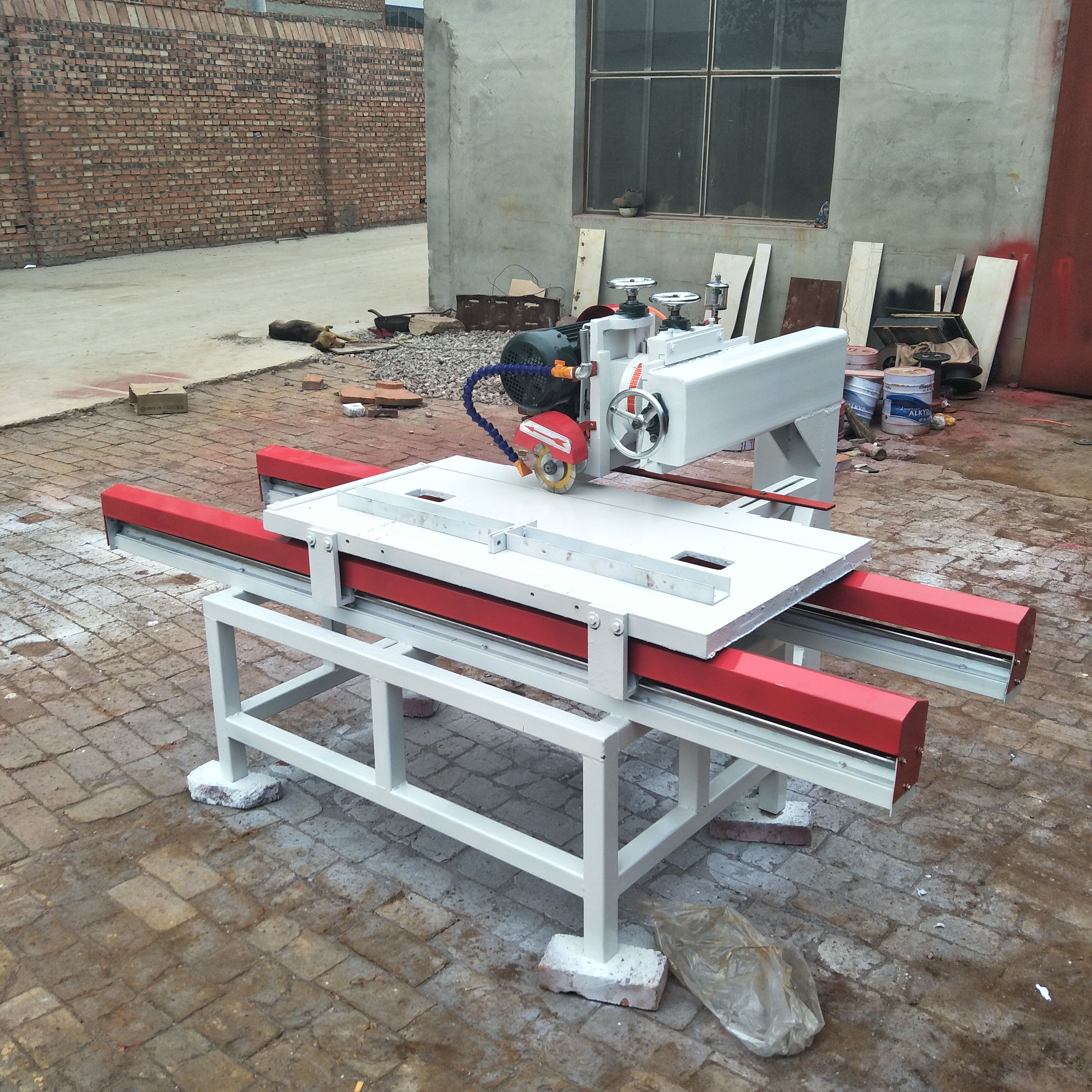 河北工地用臺式瓷磚切割機(jī)切石機(jī)多少錢 切大理石機(jī)哪里有賣的 電話