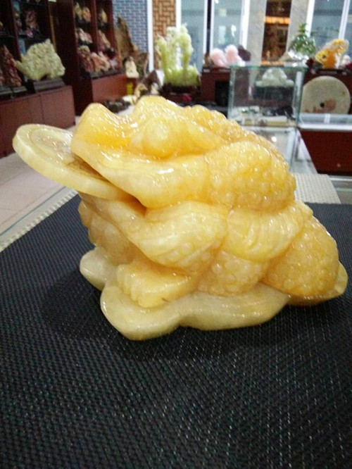 擺件，米黃玉金蟾，工藝品禮品，純手工打造