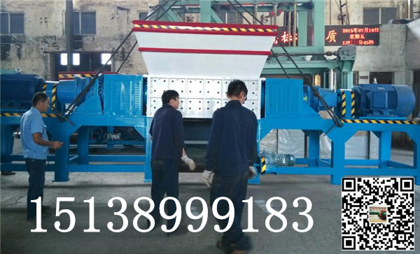 高質(zhì)量金屬撕碎機(jī)廢鋼鐵撕碎機(jī)贏圖片