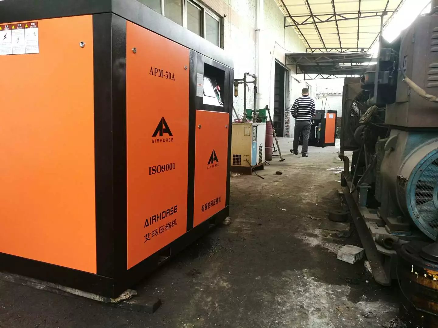 艾瑪伺服變頻空壓機(jī)圖片
