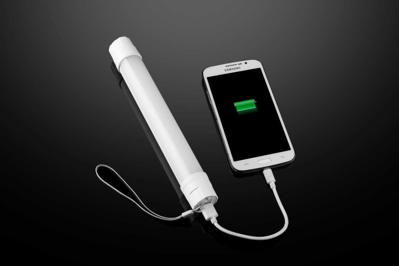 戶外應(yīng)急移動電源 戶外應(yīng)急燈移動電源 手持燈管、戶外應(yīng)急燈移動電源