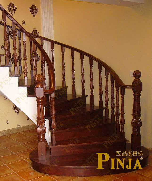 弧形中式橡木樓梯_櫸木紅橡混搭樓圖片