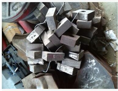 振信廠家批發(fā)黎明重工1140沖擊塊 制砂機(jī)配件拋料頭 耐磨件價格