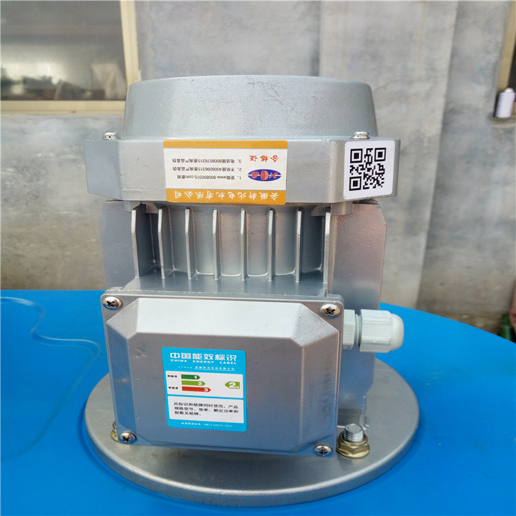 工業(yè)除塵設備集塵器圖片/工業(yè)除塵設備集塵器樣板圖 (2)