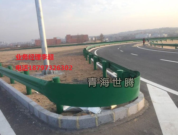 波形護欄板圖片/波形護欄板樣板圖 (1)