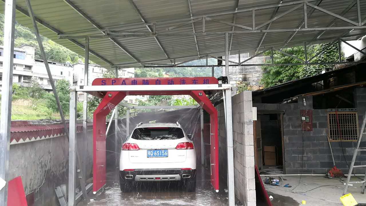 上海閘北龍門自動(dòng)洗車機(jī)廠家供應(yīng) 閘北自動(dòng)洗車機(jī)上海有愛報(bào)價(jià) 閘北龍門電腦洗車機(jī)圖片