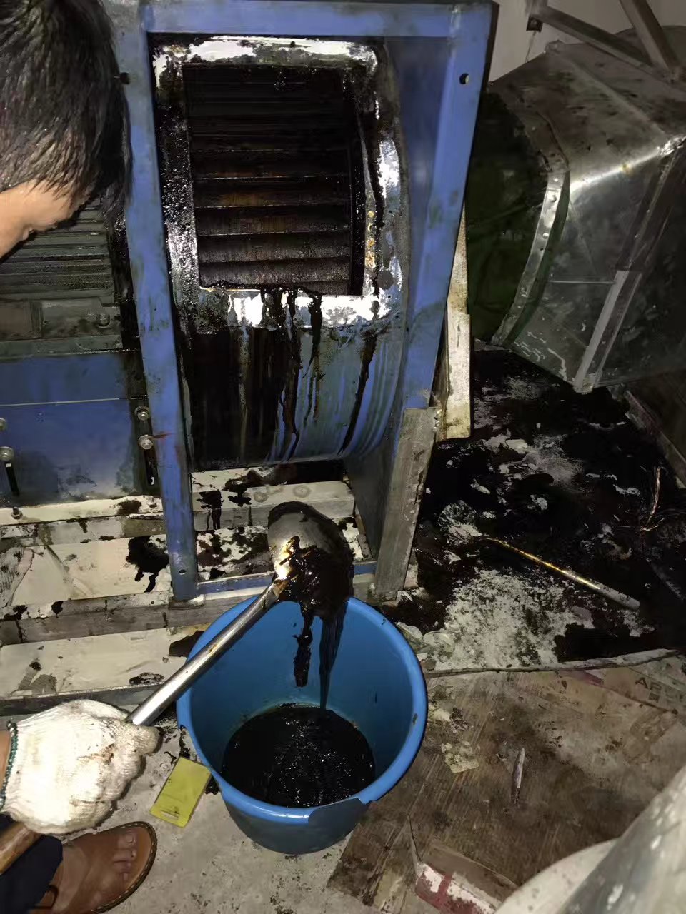 風(fēng)機(jī)清洗圖片/風(fēng)機(jī)清洗樣板圖 (1)